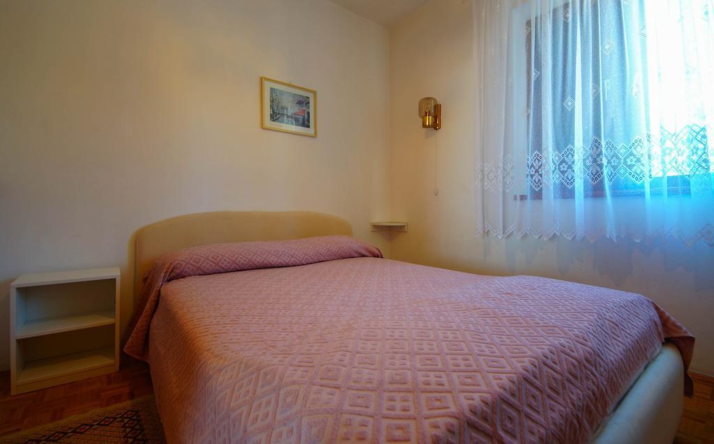 Apartments Lina Novi Vinodolski Quarto foto